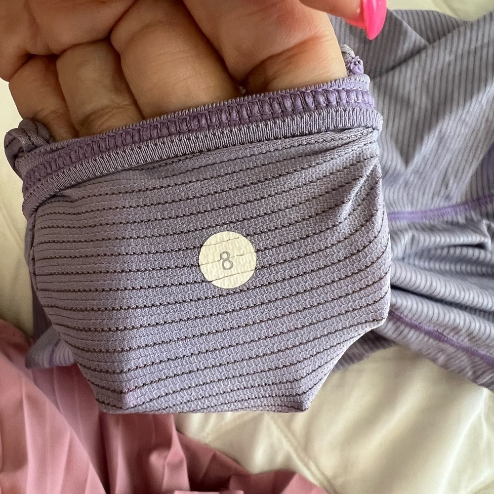 Lululemon long  top - Picture 4 of 5